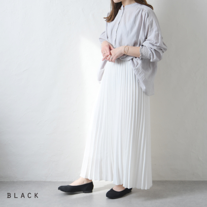【新品未使用】AKAKURA 太いパンプス24㌢　踵5㌢　フリンジ　ライトグレー リネン調 ストレッチパンプス｜レディース靴の通販 shop